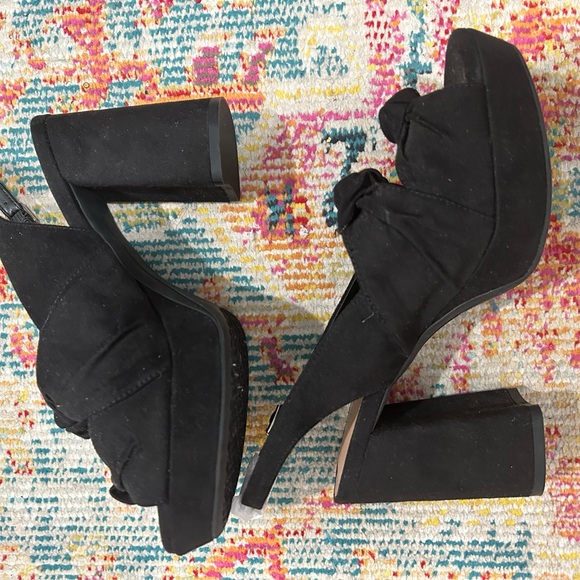 AEROSOLES Nadia Platform Heel Sandal NWOB - Picture 4 of 4